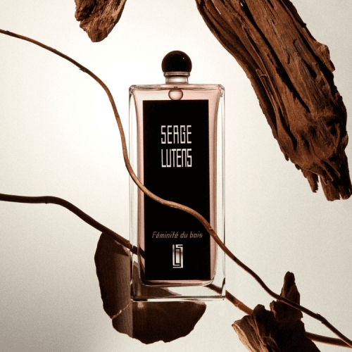 FÉMINITÉ DU BOIS Eau de Parfum