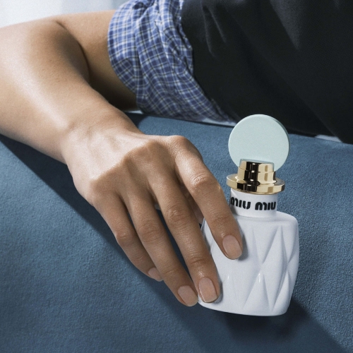 FLEUR DE LAIT Eau de parfum fruitée, florale et ambrée pour femme