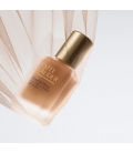 DOUBLE WEAR Fond de Teint longue tenue intransférable