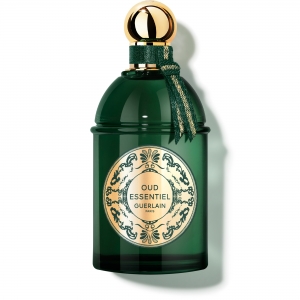 OUD ESSENTIEL Eau de Parfum