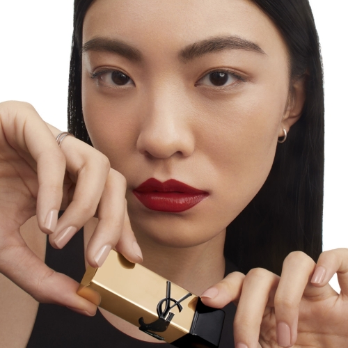ROUGE PUR COUTURE  Rouge à Lèvres fini satin