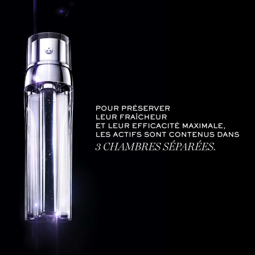 LANCOME RENERGIE TRIPLE SERUM Sérum Anti-Âge à l'Acide Hyaluronique, la Vitamine C + Niacinamide et l'Acide Férulique