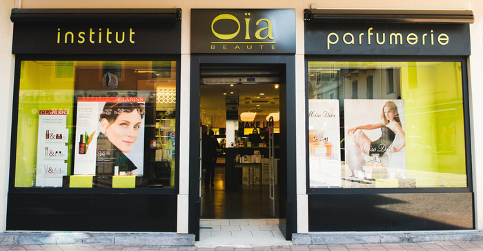 vitrine Oia beauté